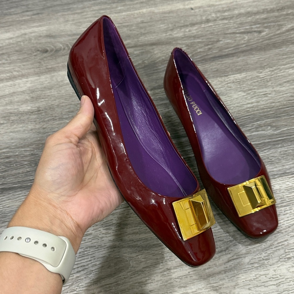 Emilio Pucci Burgundy Flats with Gold Buckle Patent Leather Ballerina Shoes - Picture 2 of 8
